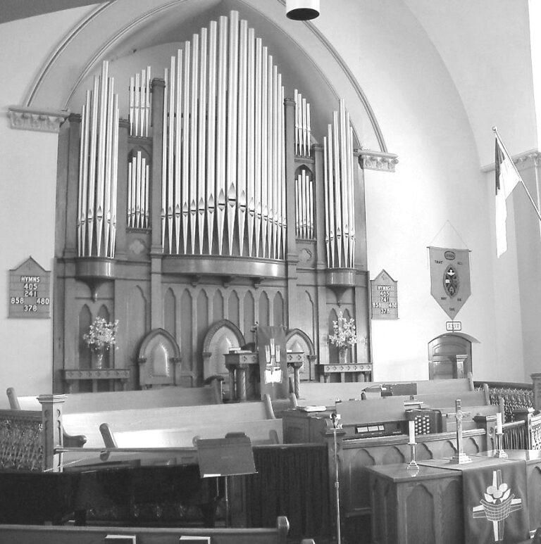 Melville Organ 1cropped